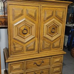 BEAUTIFUL MCM SOLID WOOD ARMOIRE/DRESSER 