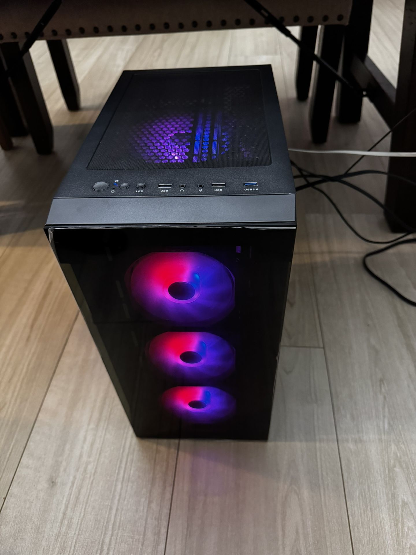 Gaming Desktop PC: Intel Xeon 3.5GHz Quad Core,14GB RAM,256GB SSD,GTX 970 8GB GPU,Windows 11 Pro,700W PSU, WiFi