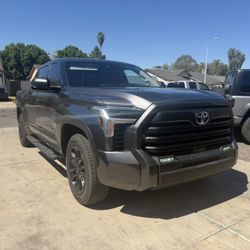 Toyota Tundra