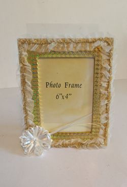 Frame Gold White Lace Decorative Photo Frame 6 x 4