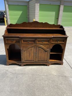 *Free Delivery* Vintage Antique Hickory White Cabinet Dresser Hutch