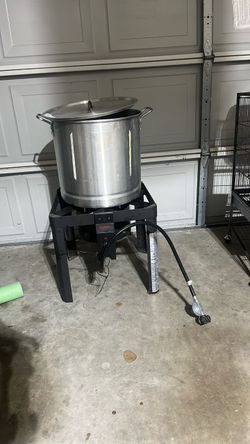 Burner and pot