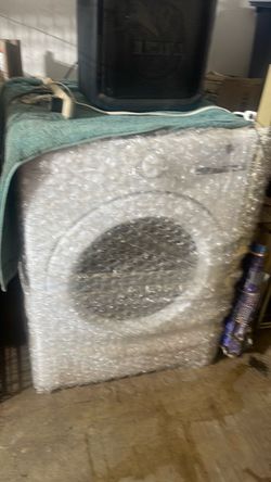 Electric dryer brand new LG