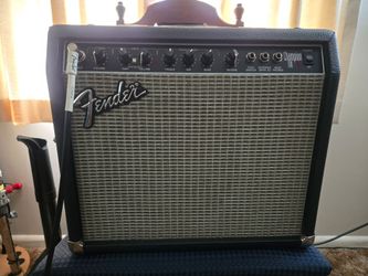 Fender Champion  110 PR 225