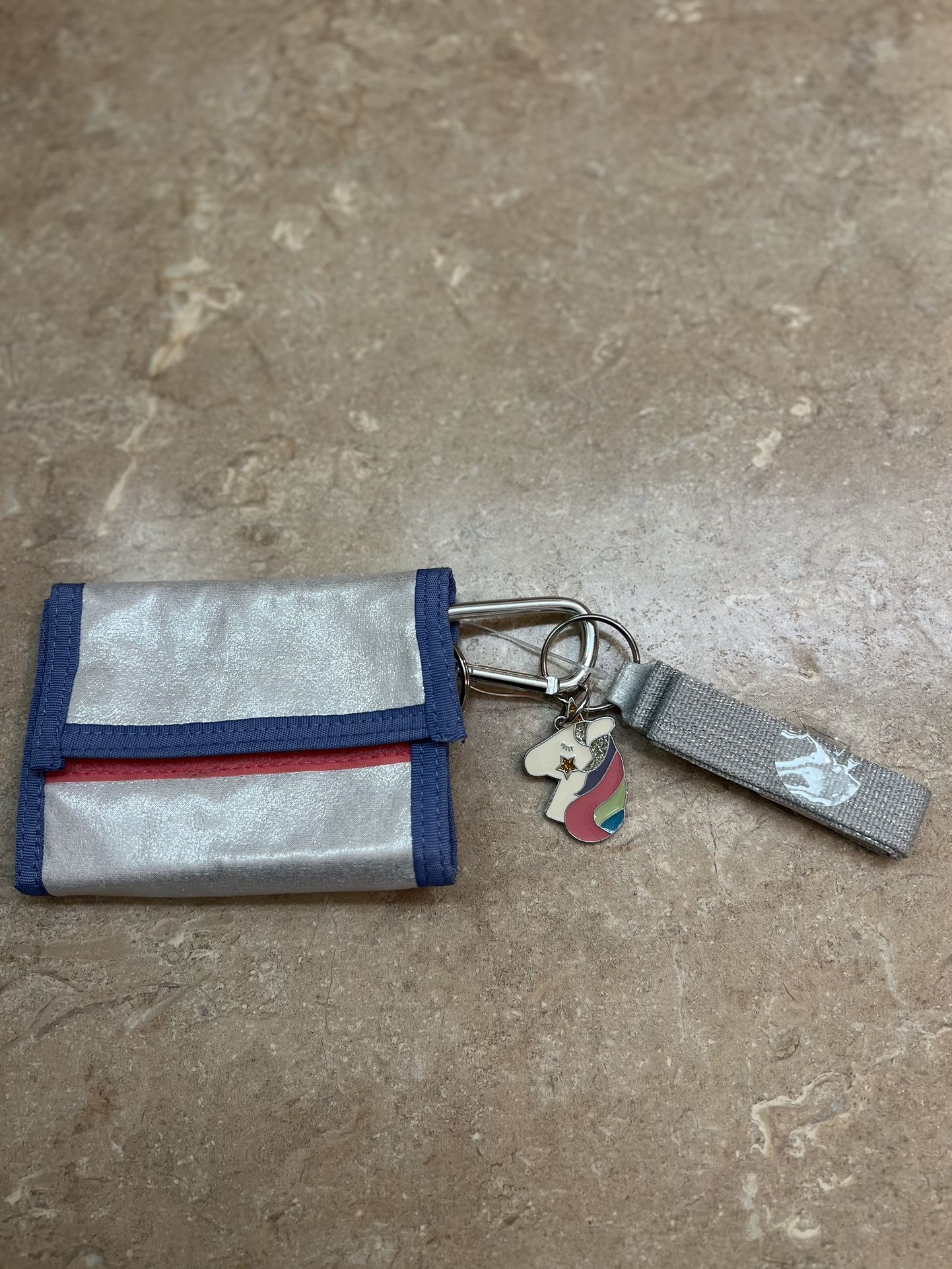 Girls Unicorn Wallet With Lanyard $10