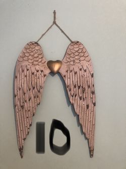 Metal Wings Decoration