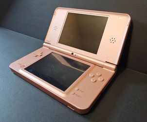 Nintendo DSI XL Console