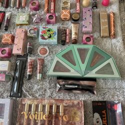 Beauty and Makeup Collection 🛍️