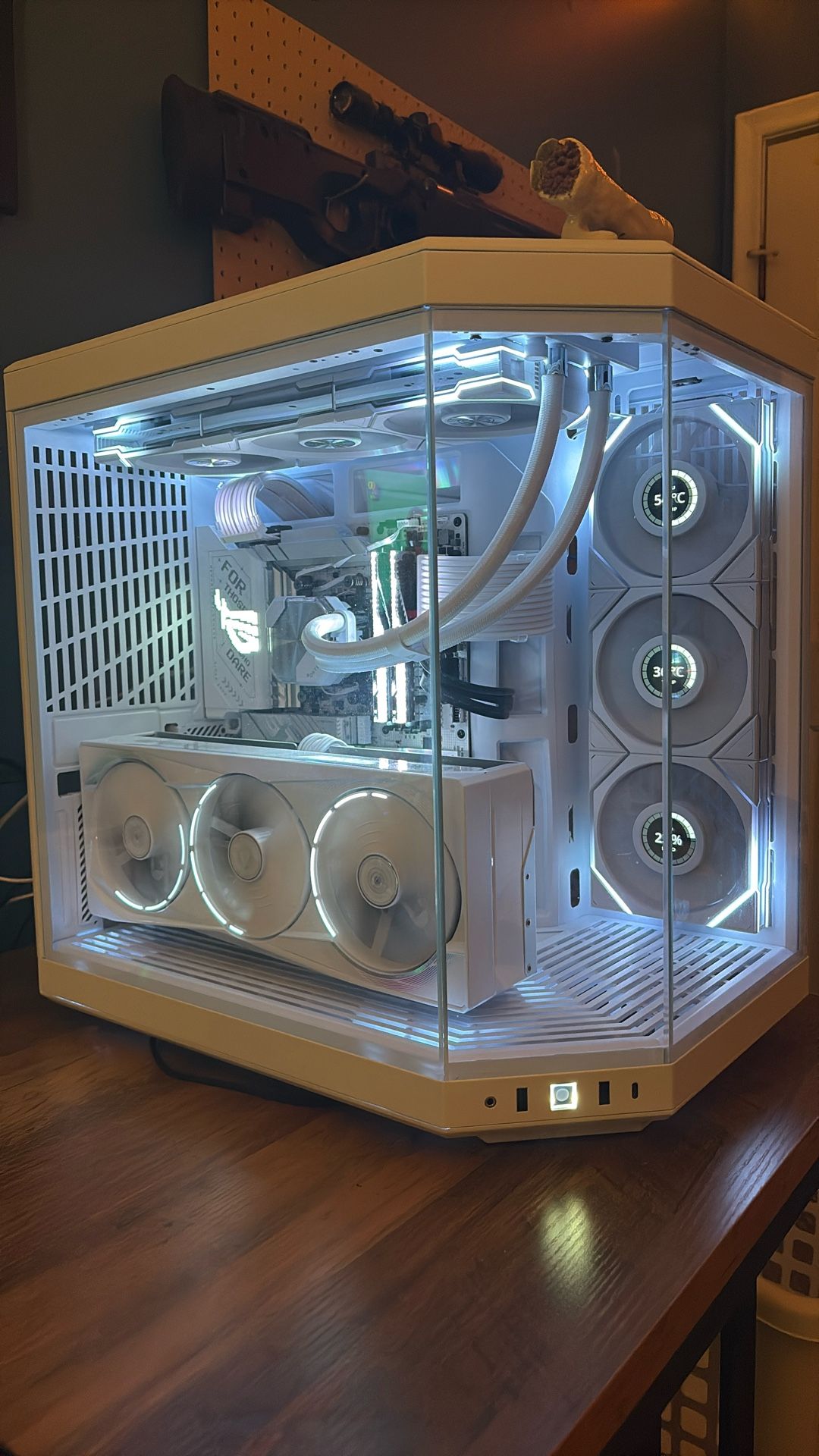 High-End Gaming PC – Ryzen 7 9800X3D / RTX 5080 / 32GB DDR5 / 4TB SSD