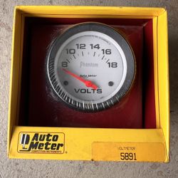 Auto Meter Phantom Voltmeter Gauge  Electric 2 5/8” 