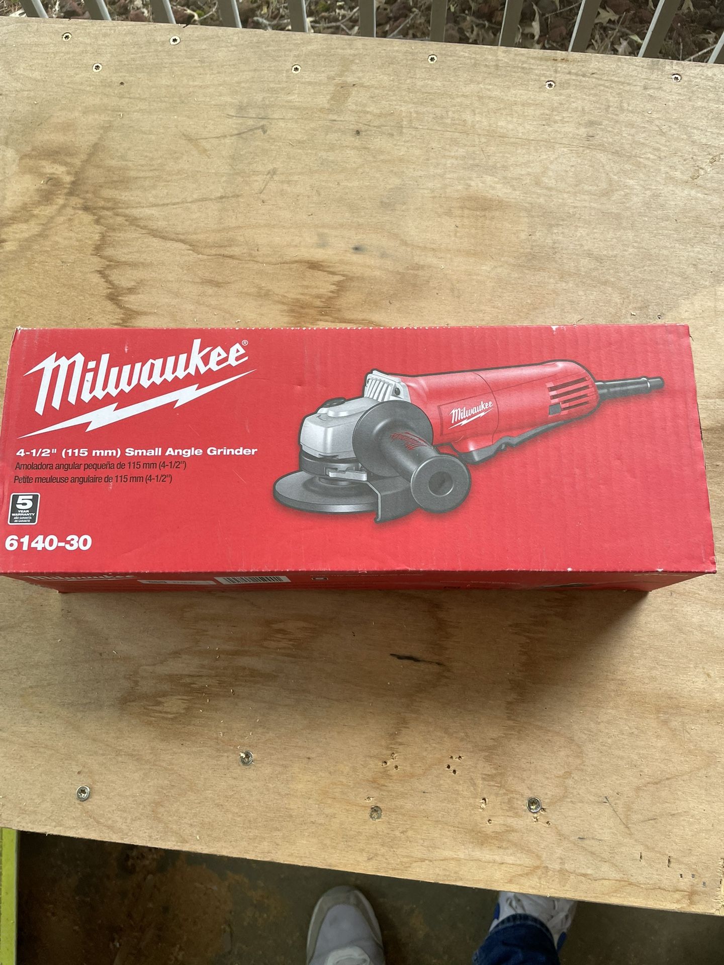 Milwaukee Grinder