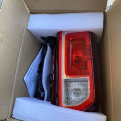 Ford Bronco (2021+) OEM Tail Lights 