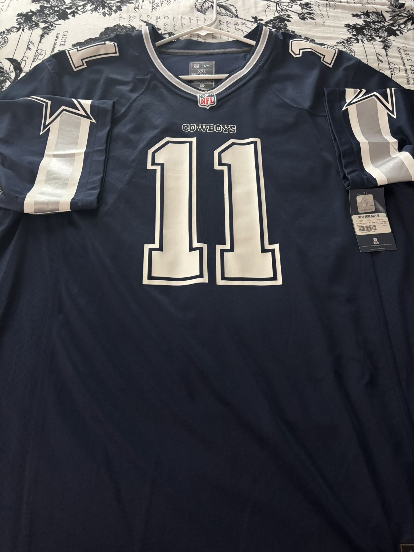 BRAND NEW NEVER WORN MICHA PARSONS JERSEY #11