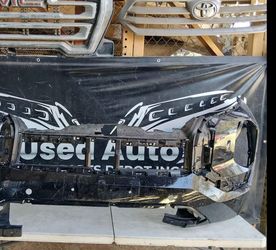 2022-2024  MITSUBISHI OUTLANDER. FRONT BUMPER OEM