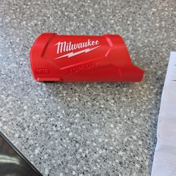 Milwaukee Top Off Power Supply And Charger