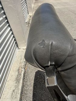 1 chair
