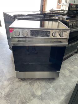 LG Induction stove 4 burners in stainless steel slide in with air fry