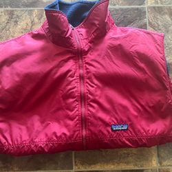 Patagonia red vest size xl for men