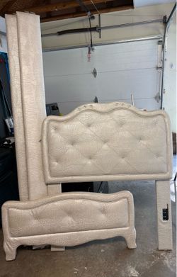 Twin bed set