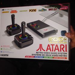Gamestation Pro Atari 200+ Games Built In