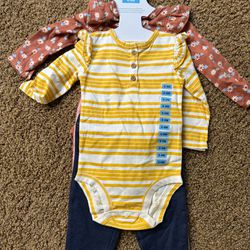 New Carters 4 piece outfit  Size 6-9 month