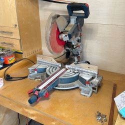 Bosch 12 in Dual Bevel Miter Saw