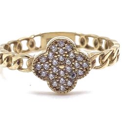 Lady’s Ring W Cz Stones