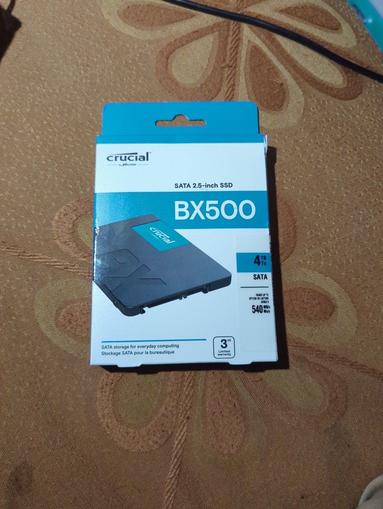 BX 500. 4TB. Crucial