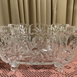 Vintage Lead Crystal Hand Cut Centerpiece Bowl.
