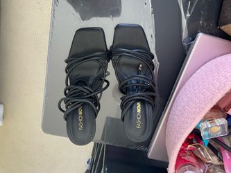 Fashion nova heels