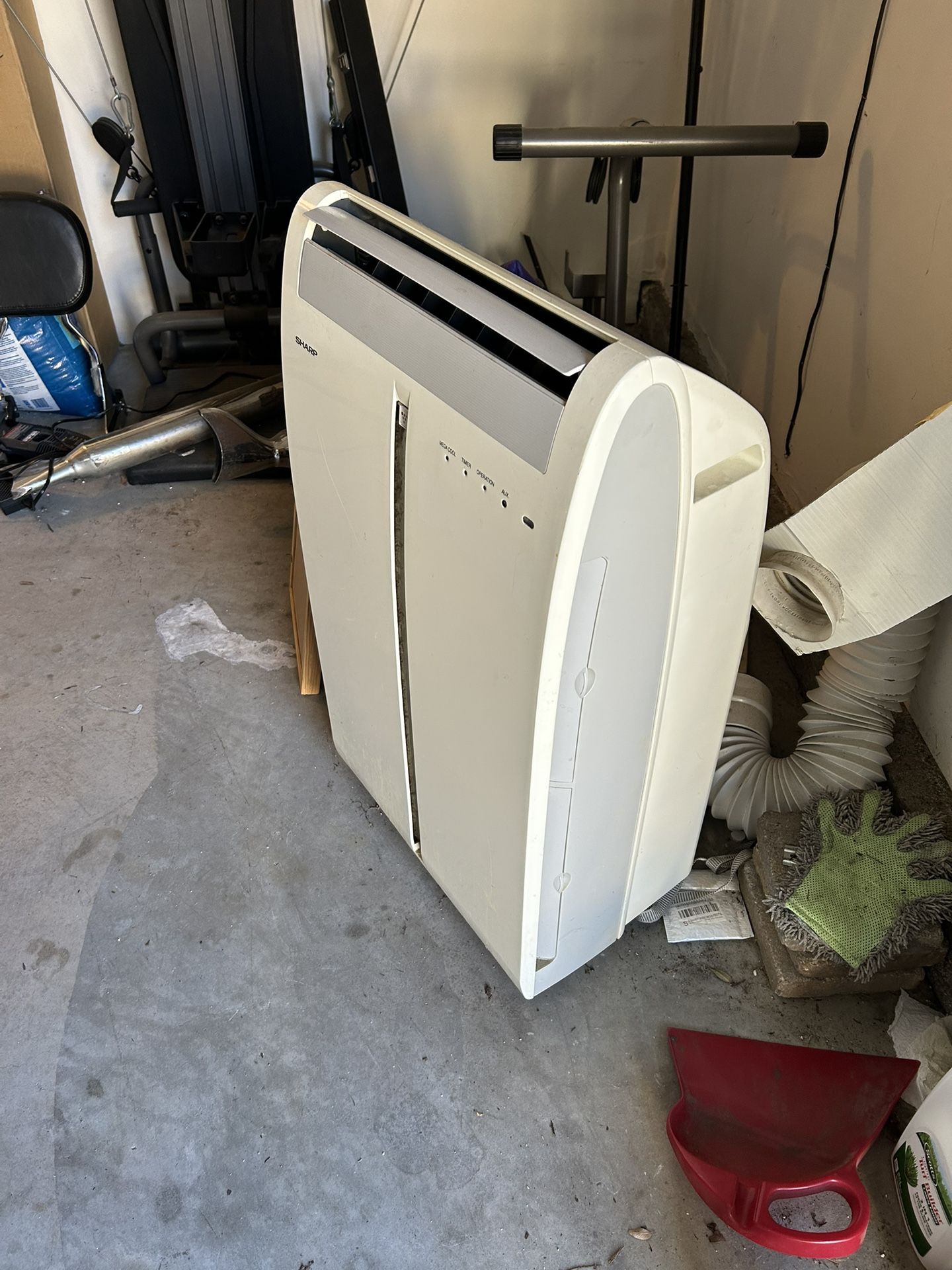 Air Conditioner Standing 