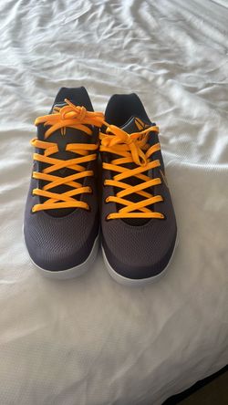 Nike Kobe Low-Top Basketball Sneakers size 8.5