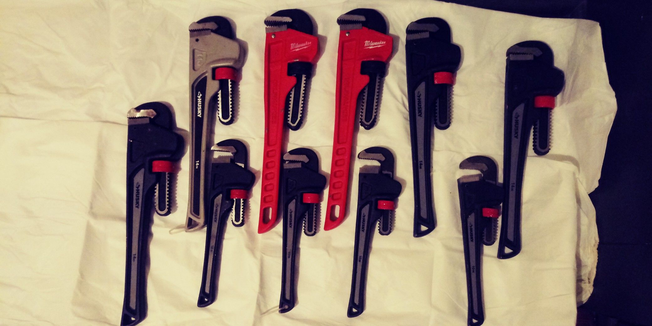 Lot pipe wrench 10, 14 mixed sizes