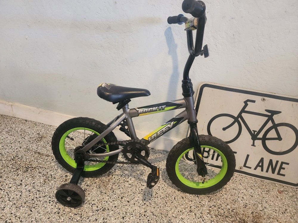 π₯π²π₯ Kids Bike Size 12/1/2,perfect For 3 Year Old And Up(BEST OFFER TAKE IT HOME)π₯π²π₯