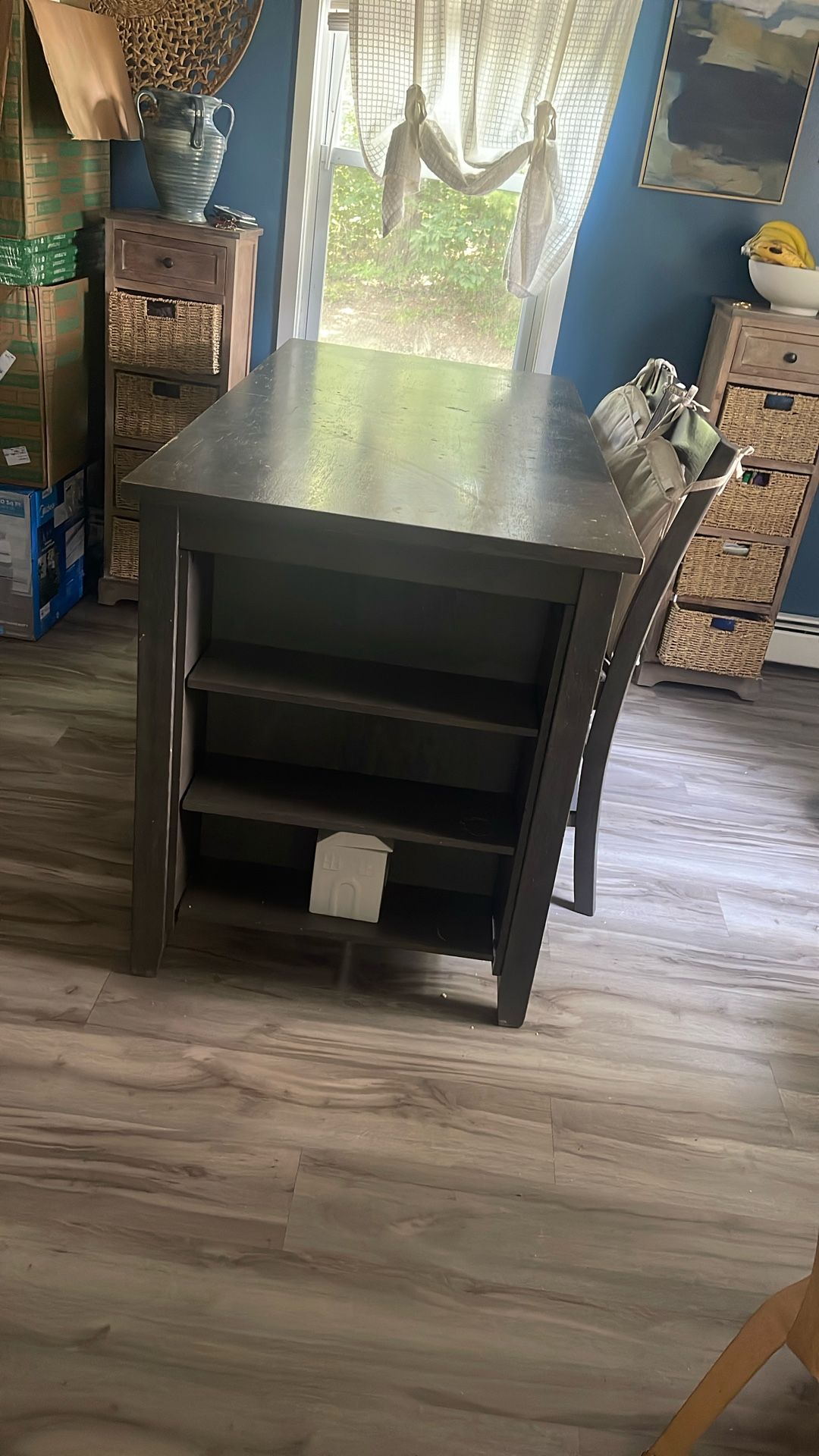 Dining Table/ Mesa De Comer