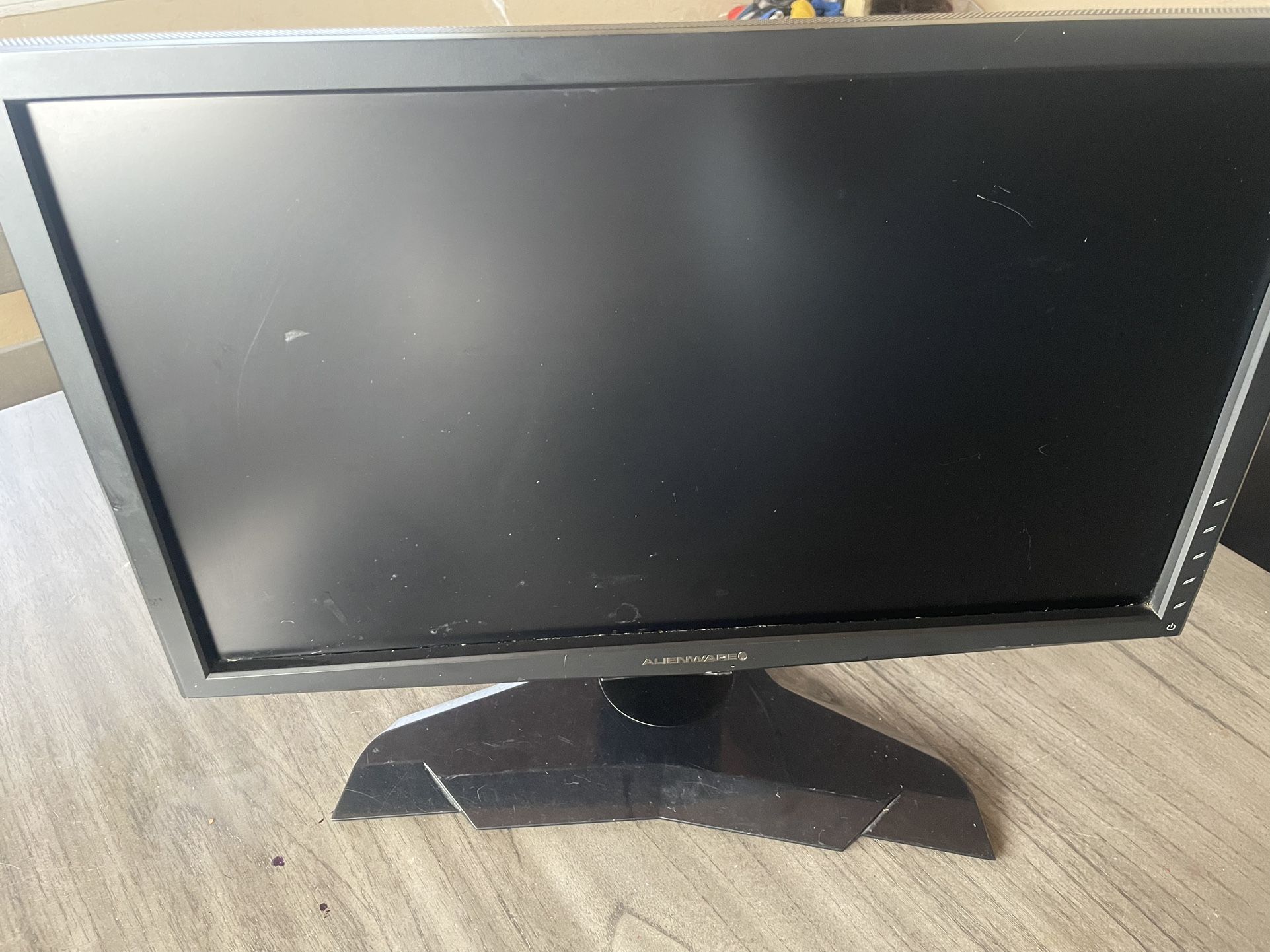 Alienware Optx AW2210t 21.5 inch LCD monitor
