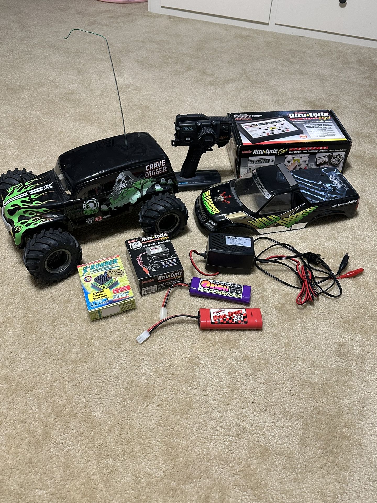 Tamiya Wild Dagger - Dual Engined 4wd RC Truck