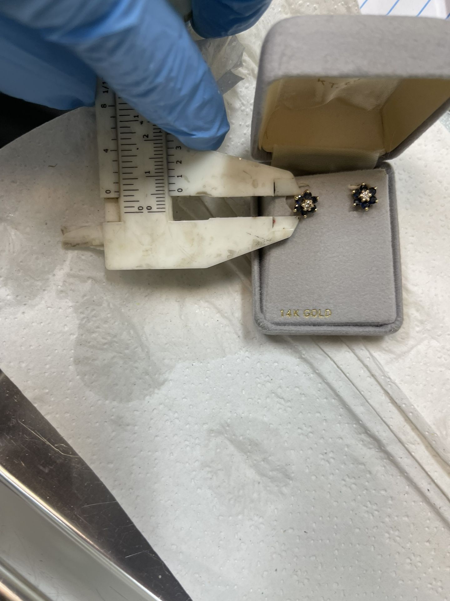 Sapphire And Diamond Earrings 14 Kt