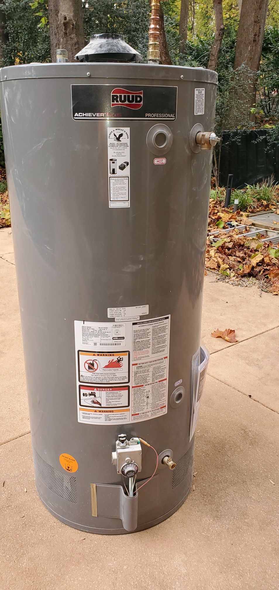 RUUD water heater 75 gallos