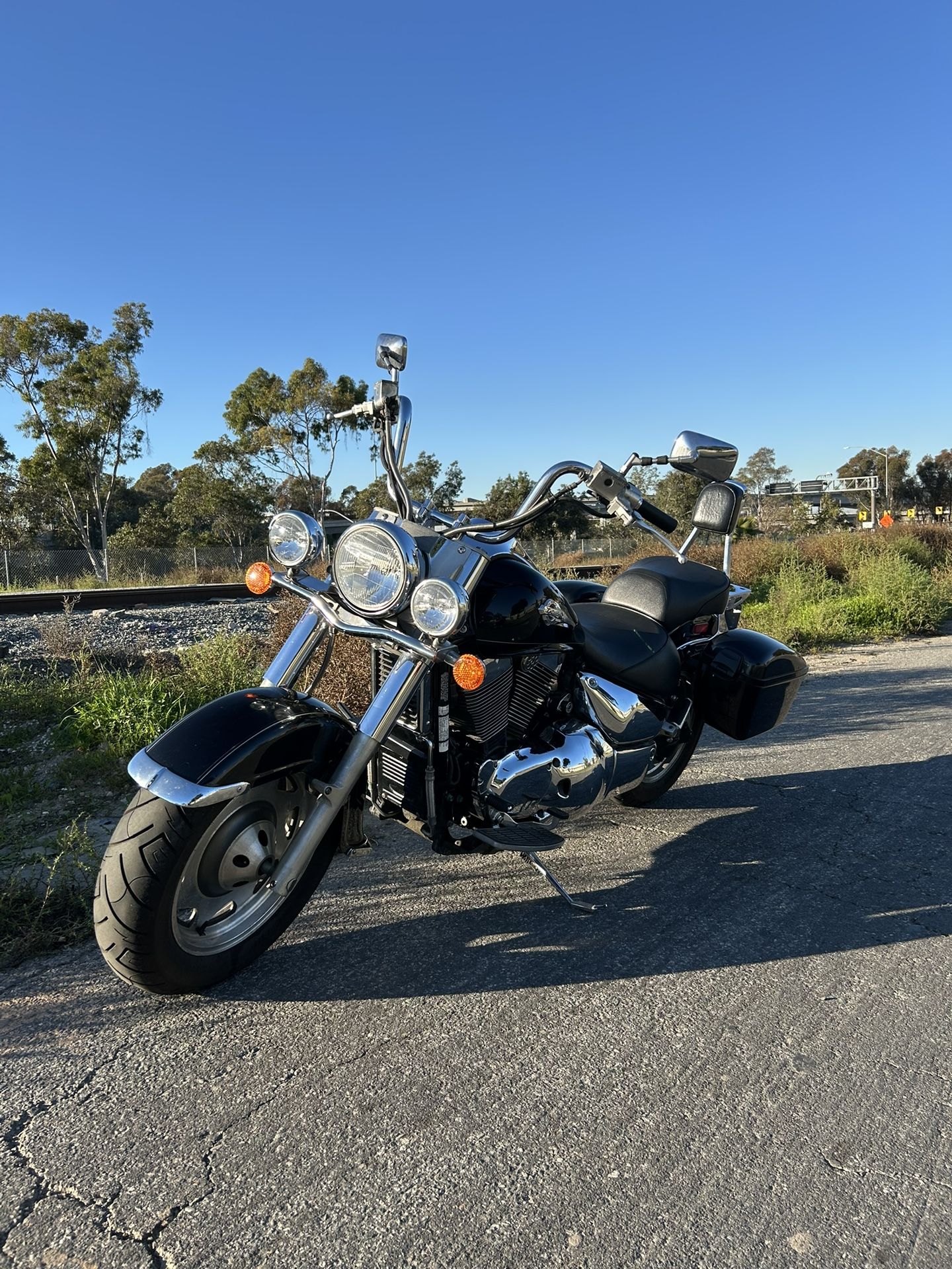 Suzuki Intruder