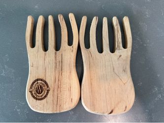 Beautiful Seattle Pier 54 "Exclusively Washington" Wooden Salad Hands/Tongs/Claws