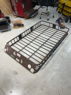 Roof basket