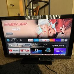 Sony LCD 40” TV With TV Base And remote   