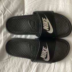 Black Nike Slides