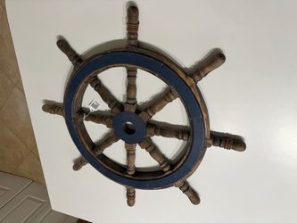 Wall decor wood ship wheel