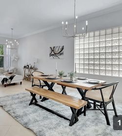 Like New Dining Table Set