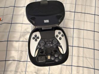 PS5 DualSense Edge Controller w/ Case & Accessories
