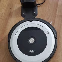 Roomba 690