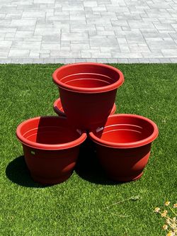 13 inch plastic flower pots  $12 EACH