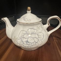 Jomop Ceramic Tea pot